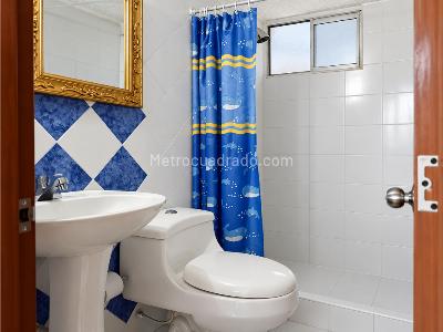 Apartamento en venta en Castilla, Bogotá · foto 9 de 15