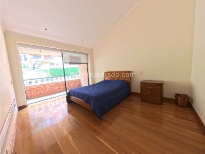 Casa de 4 alcobas en arriendo en Bosques Del Marques, Bogotá, 495 m² · foto 12 de 20