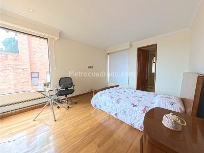 Casa de 4 alcobas en arriendo en Bosques Del Marques, Bogotá, 495 m² · foto 16 de 20