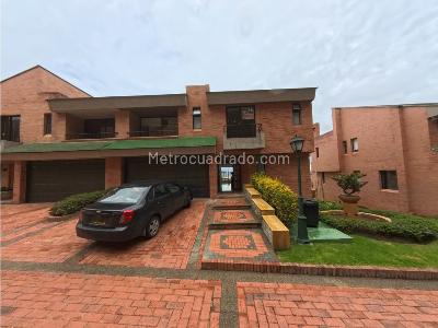 Casa en Arriendo, Bosques Del Marques, Bogotá D.C.