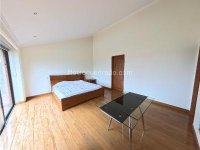 Casa de 4 alcobas en arriendo en Bosques Del Marques, Bogotá, 495 m² · foto 8 de 20
