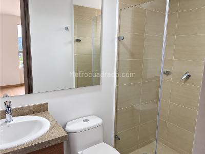 Apartamento de 2 alcobas en arriendo en Santa Teresa, Bogotá, 48 m² · foto 5 de 10