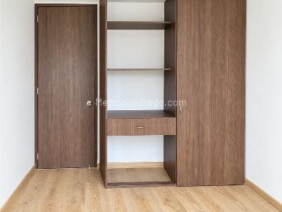 Apartamento de 2 alcobas en arriendo en Santa Teresa, Bogotá, 48 m² · foto 6 de 10