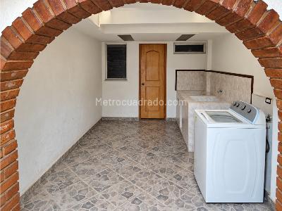 Casa de 5 alcobas en venta en Jazmin, Bogotá, 200 m² · foto 11 de 20