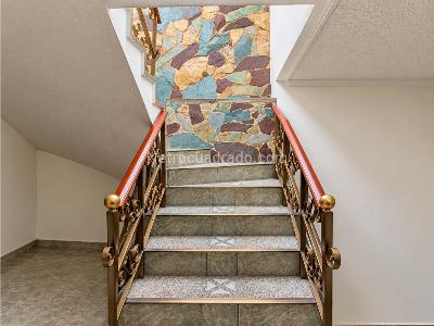 Casa de 5 alcobas en venta en Jazmin, Bogotá, 200 m² · foto 15 de 20