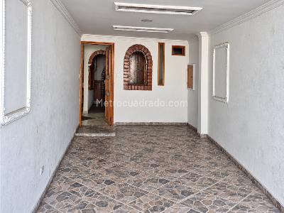Casa de 5 alcobas en venta en Jazmin, Bogotá, 200 m² · foto 20 de 20