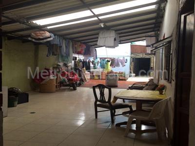 Casa de 5 alcobas en venta en Comuneros, Bucaramanga, 300 m² · foto 9 de 15