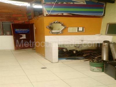 Casa de 5 alcobas en venta en Comuneros, Bucaramanga, 300 m² · foto 8 de 15