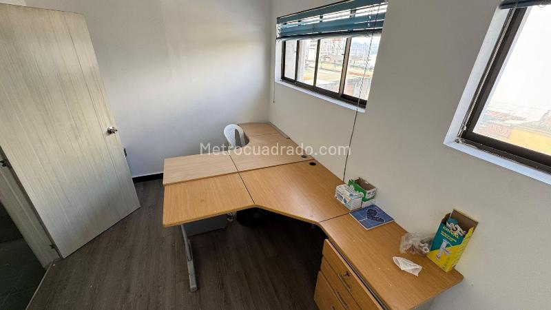 Oficina en Arriendo, ANTONIA SANTOS CENTRO, Bucaramanga - Więcej