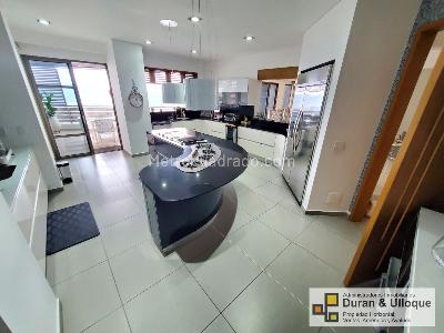 Apartamento de 5 alcobas en venta en Altos De Cabecera, Bucaramanga, 525 m² · foto 12 de 20