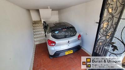 Casa de 5 alcobas en venta en Altos De Jardin, Bucaramanga, 251 m² · foto 11 de 20