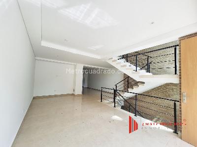 Casa de 3 alcobas en venta en Villa Campestre, Barranquilla, 224 m² · foto 3 de 20