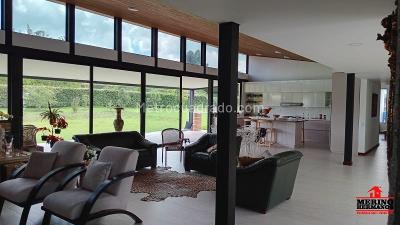Casa de 4 alcobas en venta en Corredor San Antonio La Ceja, Rionegro, 487 m² · foto 15 de 19