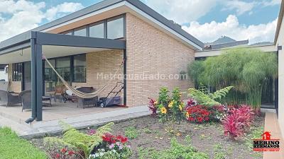 Casa de 4 alcobas en venta en Corredor San Antonio La Ceja, Rionegro, 487 m² · foto 16 de 19