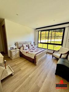 Casa de 3 alcobas en venta en Llanogrande, Rionegro, 279 m² · foto 11 de 20