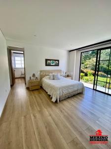 Casa de 3 alcobas en venta en Llanogrande, Rionegro, 279 m² · foto 12 de 20