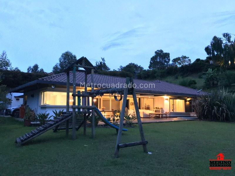 4BR House in Aeropuerto (330 m²) - 5