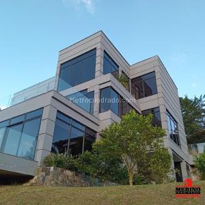 Casa de 4 alcobas en venta en San Antonio De Pereira, Rionegro, 660 m² · foto 5 de 20