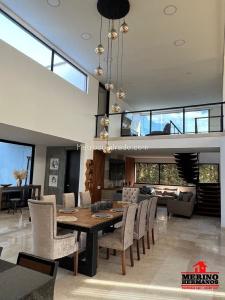 Casa de 5 alcobas en venta en Llanogrande, Rionegro, 600 m² · foto 5 de 20