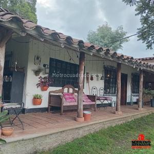 Casa de 5 alcobas en venta en Santa Elena Vereda Mazo, Medellín, 280 m² · foto 6 de 20