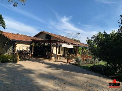 Casa de 4 alcobas en venta en Vereda El Capiro, Rionegro, 450 m² · foto 19 de 20