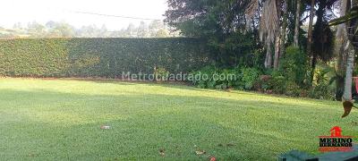 Casa de 3 alcobas en venta en Vereda Santa Barbara, Rionegro, 230 m² · foto 13 de 20