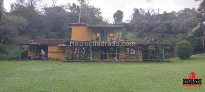Casa de 3 alcobas en venta en Vereda Santa Barbara, Rionegro, 230 m² · foto 6 de 20