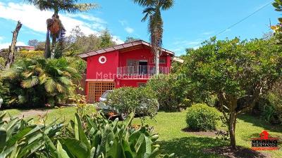 Casa de 3 alcobas en venta en Vereda La Playa, Rionegro, 400 m² · foto 2 de 20
