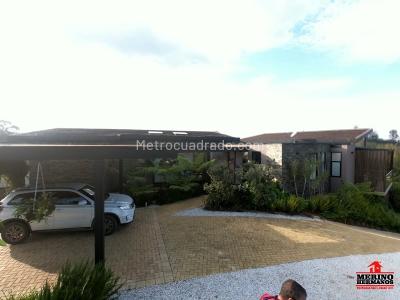 Casa de 3 alcobas en venta en Vereda El Capiro, Rionegro, 280 m² · foto 4 de 20