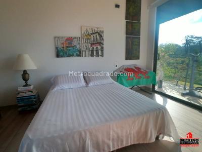 Casa de 3 alcobas en venta en Vereda El Capiro, Rionegro, 280 m² · foto 19 de 20