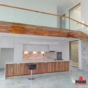 Casa de 4 alcobas en venta en Rionegro, Rionegro, 600 m² · foto 4 de 20