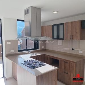Apartamento de 2 alcobas en venta en San Antonio De Pereira, Rionegro, 71 m² · foto 4 de 20