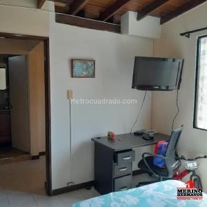 Casa de 3 alcobas en venta en La America, Medellín, 90 m² · foto 18 de 20