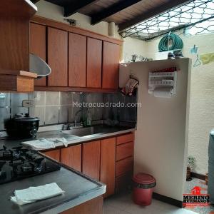 Casa de 3 alcobas en venta en La America, Medellín, 90 m² · foto 8 de 20