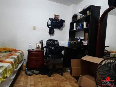 Casa de 5 alcobas en venta en Cristobal, Medellín, 160 m² · foto 3 de 11
