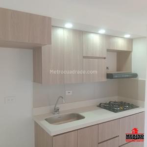 Apartamento de 3 alcobas en venta en El Porvenir, Rionegro, 52 m² · foto 4 de 20