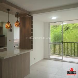 Apartamento de 3 alcobas en venta en El Porvenir, Rionegro, 52 m² · foto 6 de 20