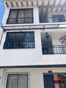 Apartamento de 3 alcobas en venta en Urbano, Rionegro, 90 m² · foto 5 de 18