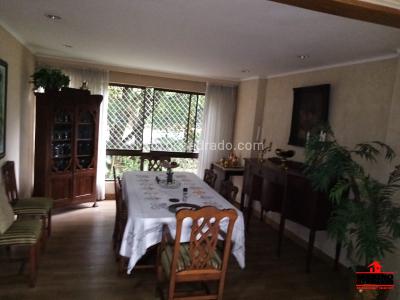 Apartamento de 4 alcobas en venta en El Poblado, Medellín, 262 m² · foto 14 de 20