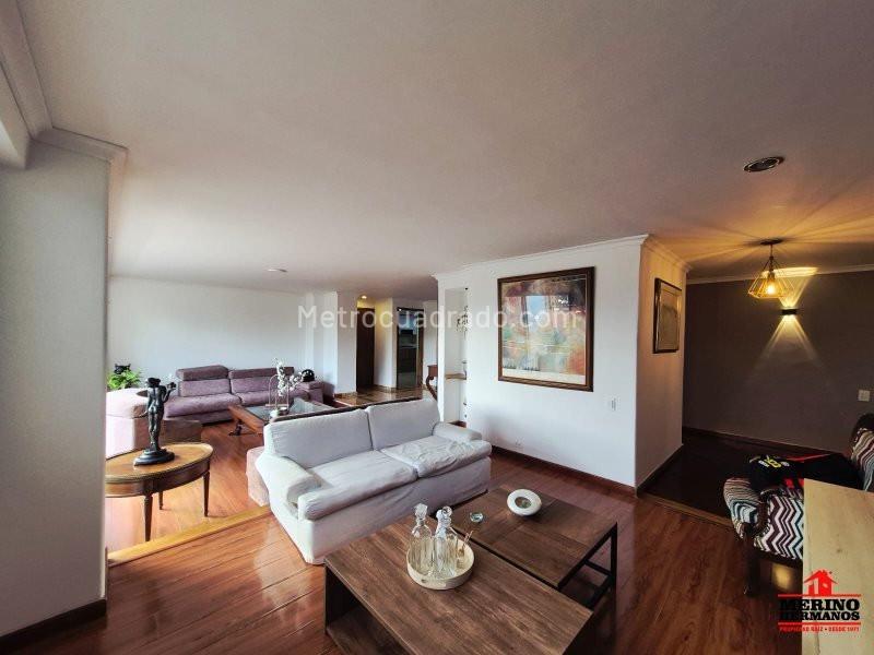 4BR Apartment in El Poblado (212 m²) - 4