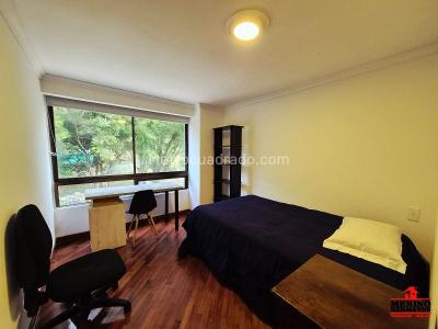 Apartamento de 4 alcobas en arriendo en El Poblado, Medellín, 212 m² · foto 8 de 20
