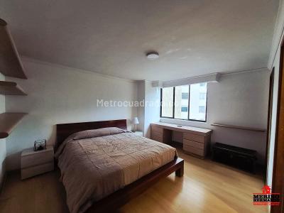 Apartamento de 4 alcobas en arriendo en El Poblado, Medellín, 212 m² · foto 9 de 20