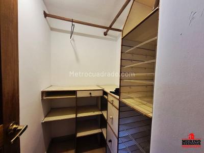 Apartamento de 4 alcobas en arriendo en El Poblado, Medellín, 212 m² · foto 15 de 20