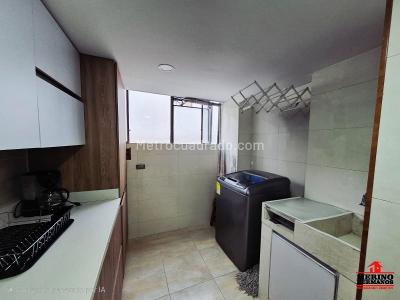 Apartamento de 4 alcobas en arriendo en El Poblado, Medellín, 212 m² · foto 18 de 20
