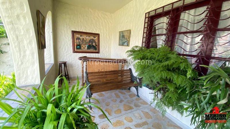 Casa Amplia de 5 Alcobas en Buenos Aires - 3