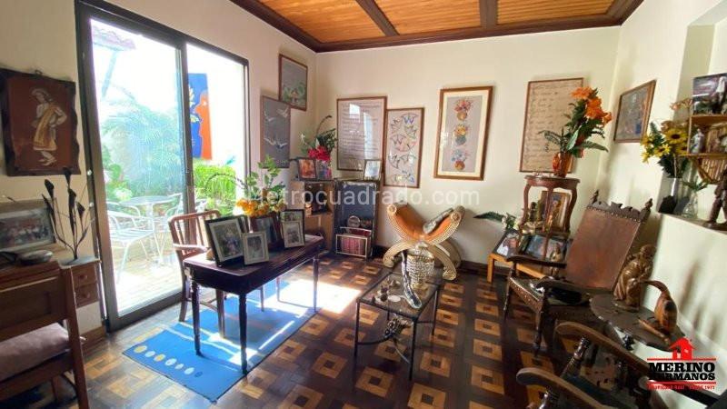 Casa Amplia de 5 Alcobas en Buenos Aires - 4