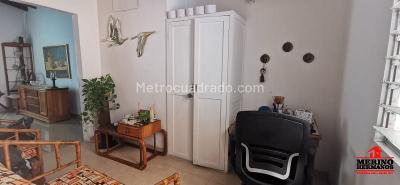 Apartamento de 4 alcobas en venta en Laureles, Medellín, 131 m² · foto 7 de 14