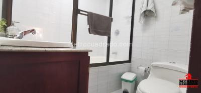 Apartamento de 4 alcobas en venta en Laureles, Medellín, 131 m² · foto 9 de 14