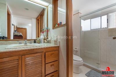 Apartamento en venta en Laureles, Medellín · foto 12 de 14