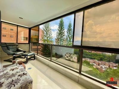 Apartamento de 4 alcobas en venta en El Poblado, Medellín, 440 m² · foto 2 de 20